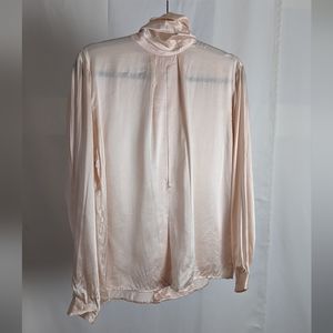 Vintage 100% silk peach long sleeve blouse